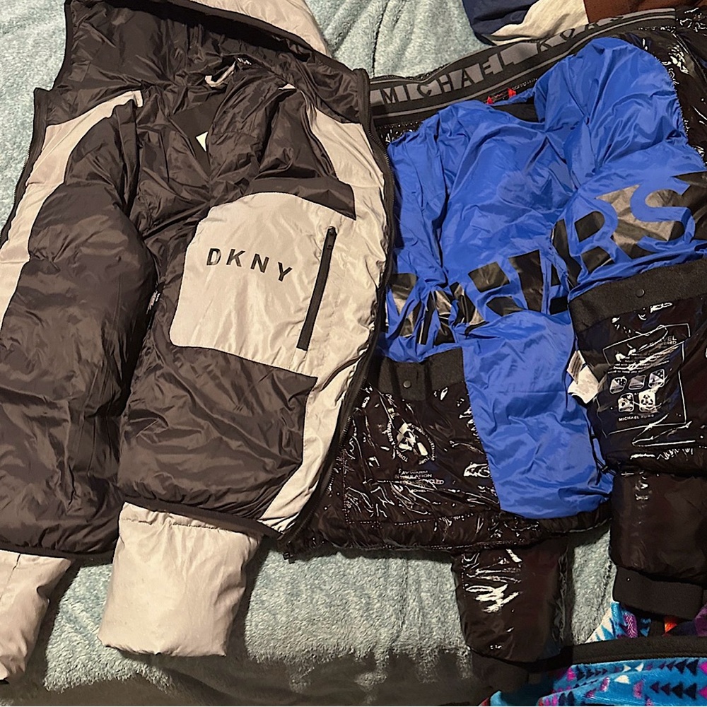 Dkny Puffer jacket/ michael kors puffer jacket